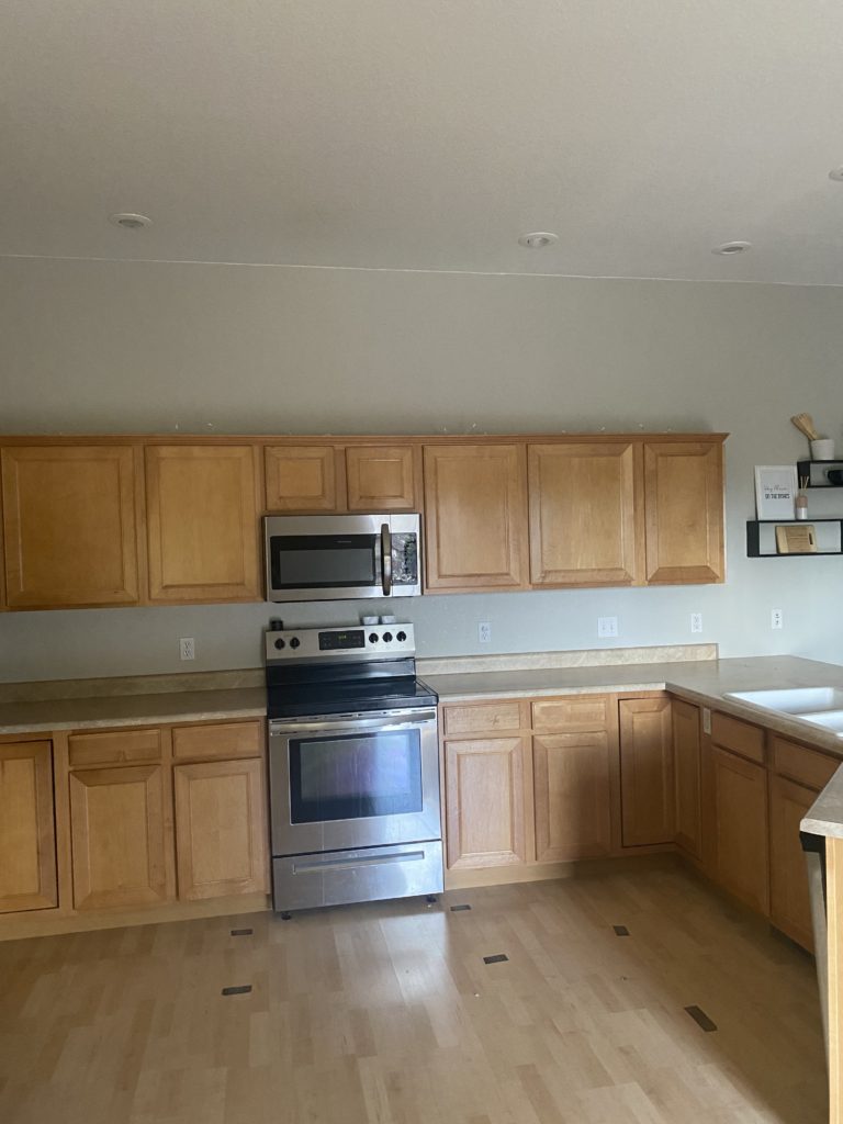 painting kitchen cabinets before and after